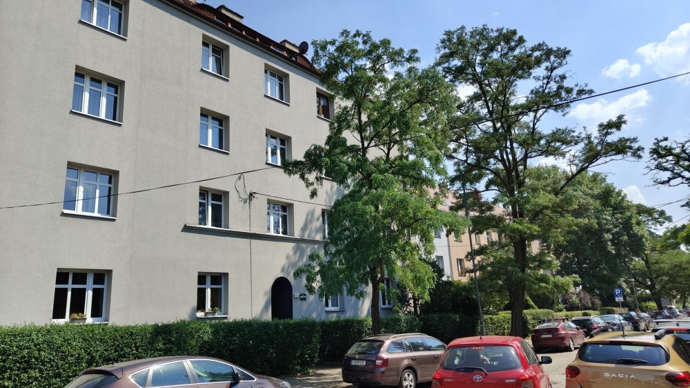 Przestronne mieszkanie w śródmieściu Bytomia - 1
