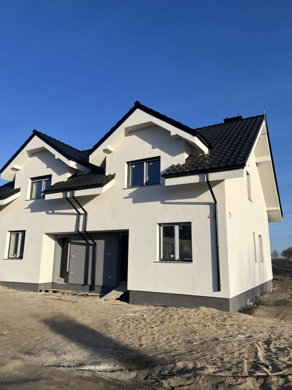 Ostatni lokal! Przestronny dom w zabudowie dwulokalowej z działką 980 m² - 1