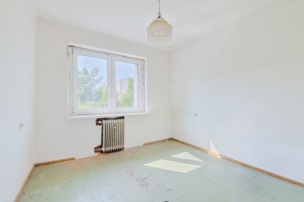 Dom po termomodernizacji, 102m2, 5 pokoi, 721 m2 działka - 2