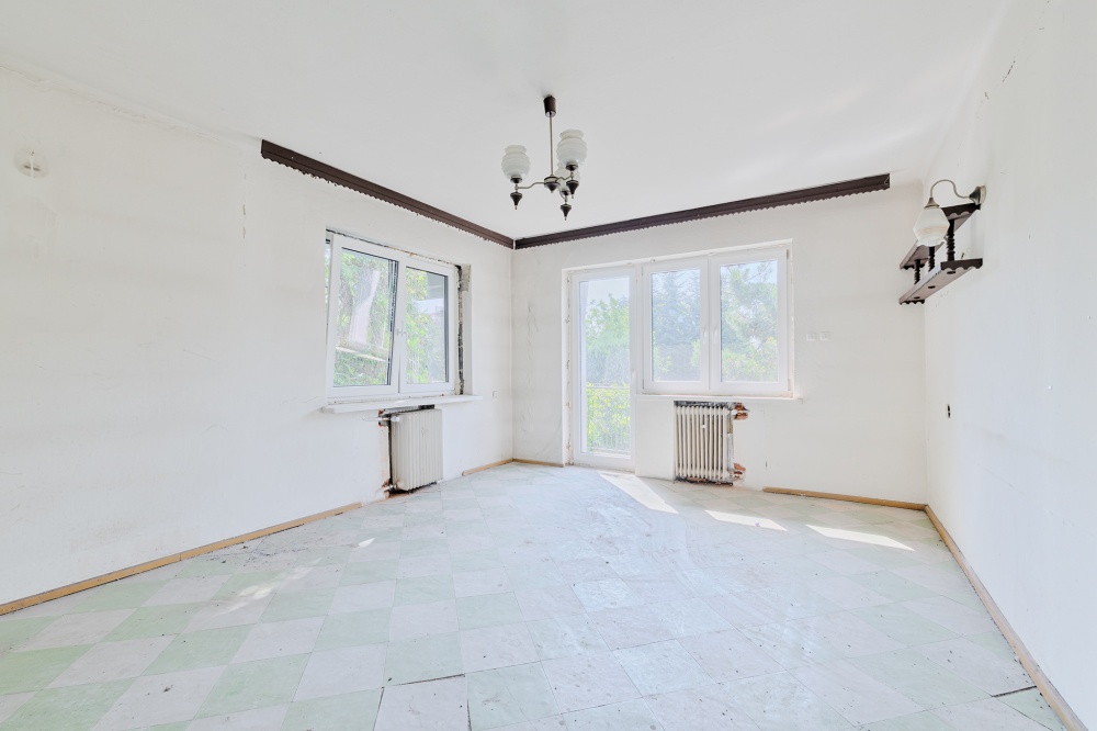 Dom po termomodernizacji, 102m2, 5 pokoi, 721 m2 działka - 3