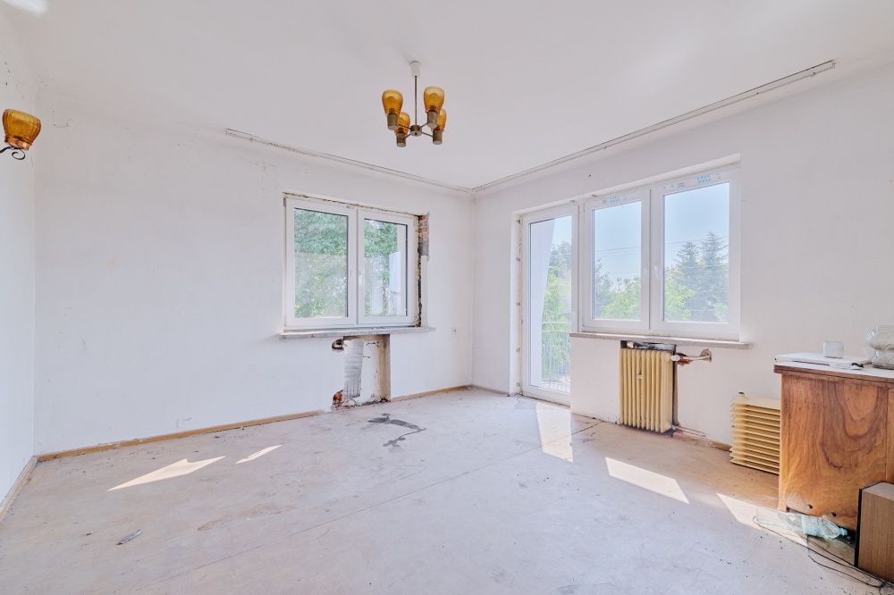 Dom po termomodernizacji, 102m2, 5 pokoi, 721 m2 działka - 4
