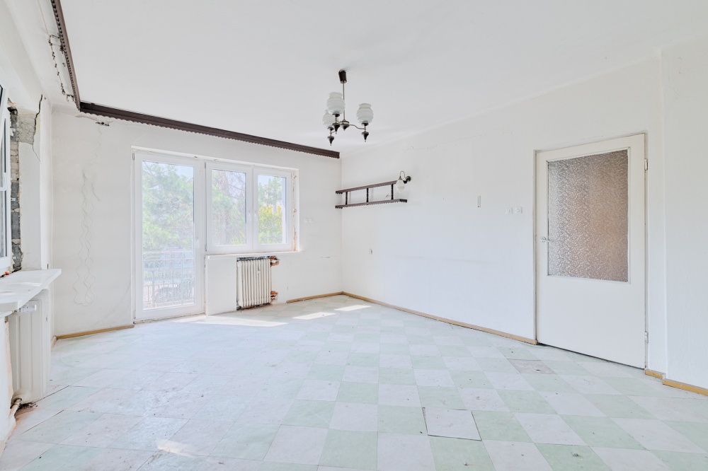 Dom po termomodernizacji, 102m2, 5 pokoi, 721 m2 działka - 5