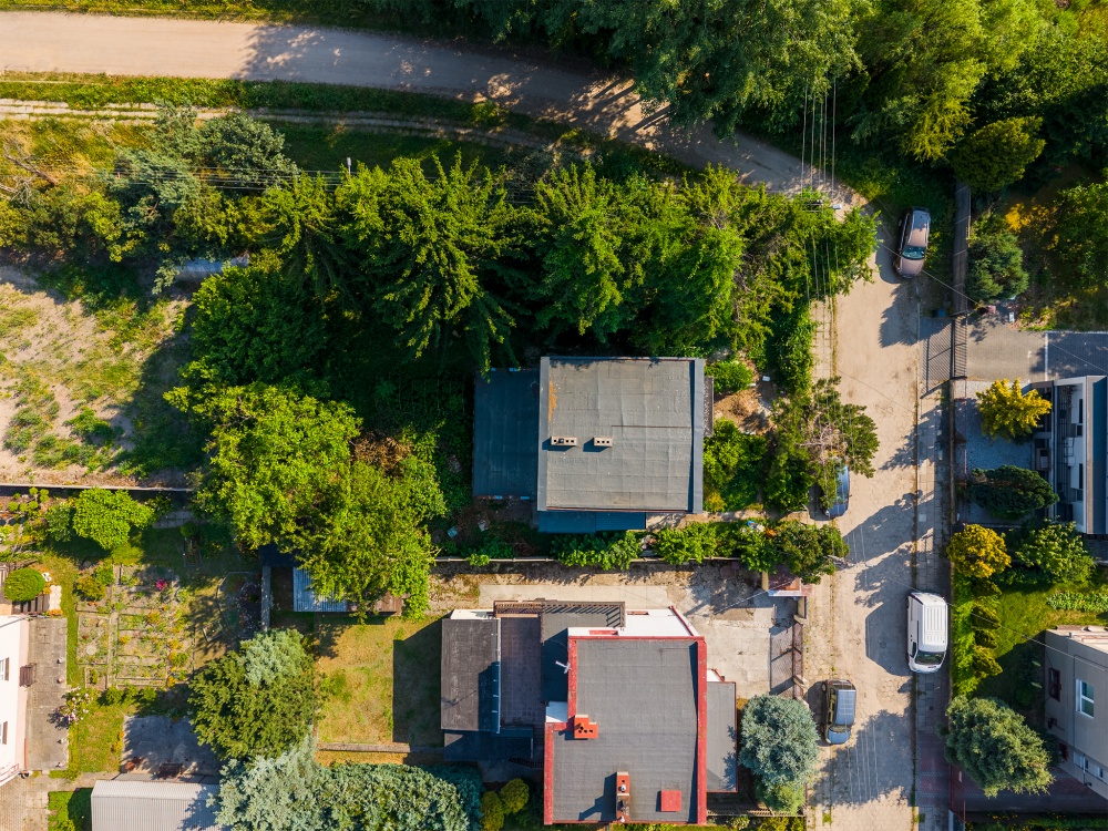 Dom po termomodernizacji, 102m2, 5 pokoi, 721 m2 działka - 10
