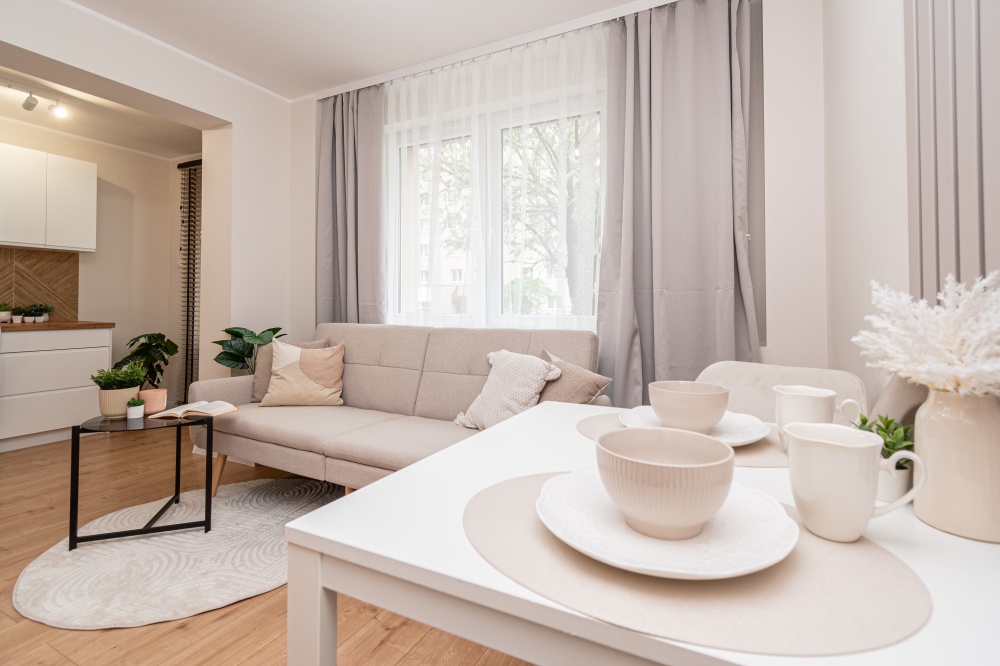SŁONECZNE 1 POKOJOWE MIESZKANIE / OS. DOBRZEC/ PARTER/ OFERTA PRYWATNA - 2