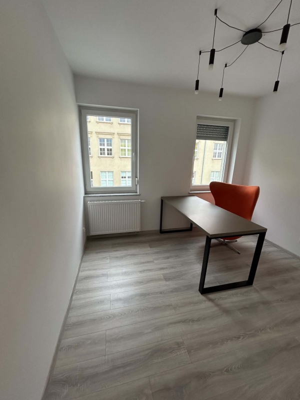 Nowoczesny lokal do wynajęcia w centrum Słupcy  - 5