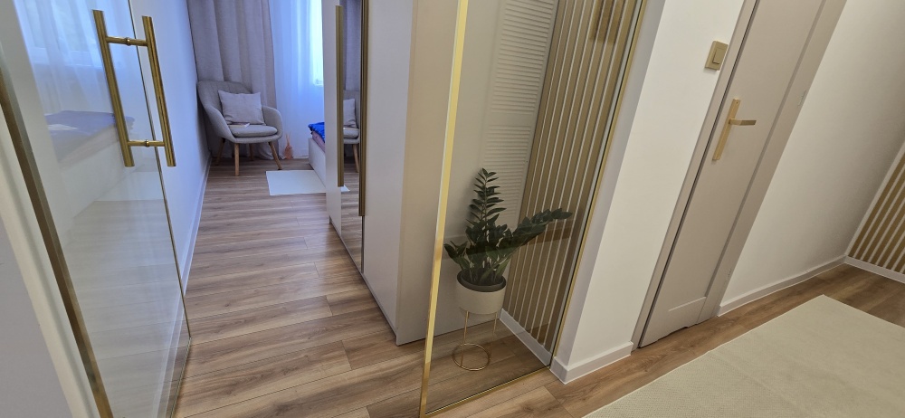 Sprzedam wyjątkowo klimatyczne mieszkanie na Osiedlu Zgody - 7