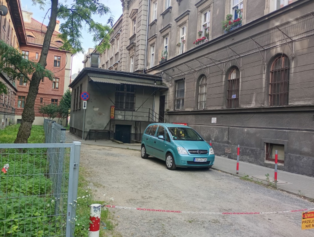 Do wynajęcia lokal biurowy, magazynowy, użytkowy - 3