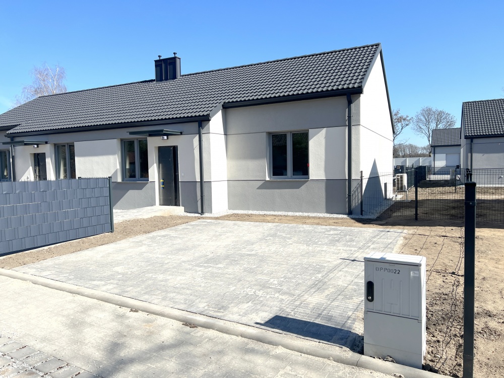 Parterowy bliźniak media miejskie do wykończenia, gotowy od zaraz - 0