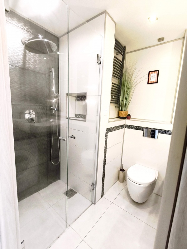 Komfortowe 3-pokojowe mieszkanie w ścisłym centrum | 60 m² | Balkon | Winda | Komórka lokatorska - 7