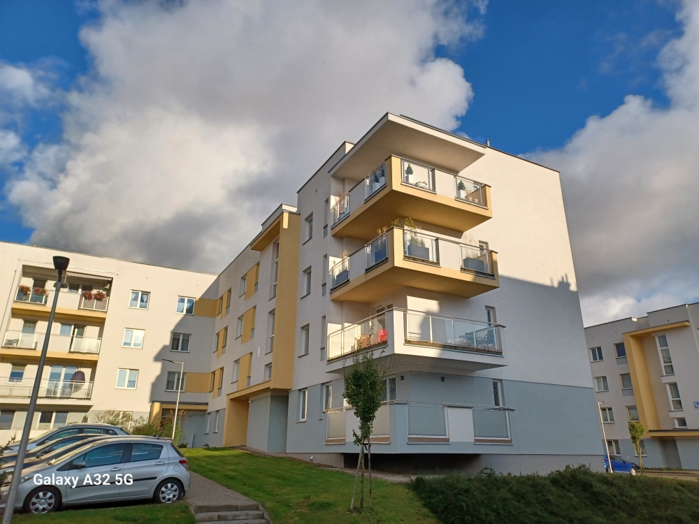 DUŻY APARTAMENT Z MOŻLIWOŚCIĄ ROZDZIELENIA+HALA GARAŻOWA 30m2 + 2 TARASY - 6