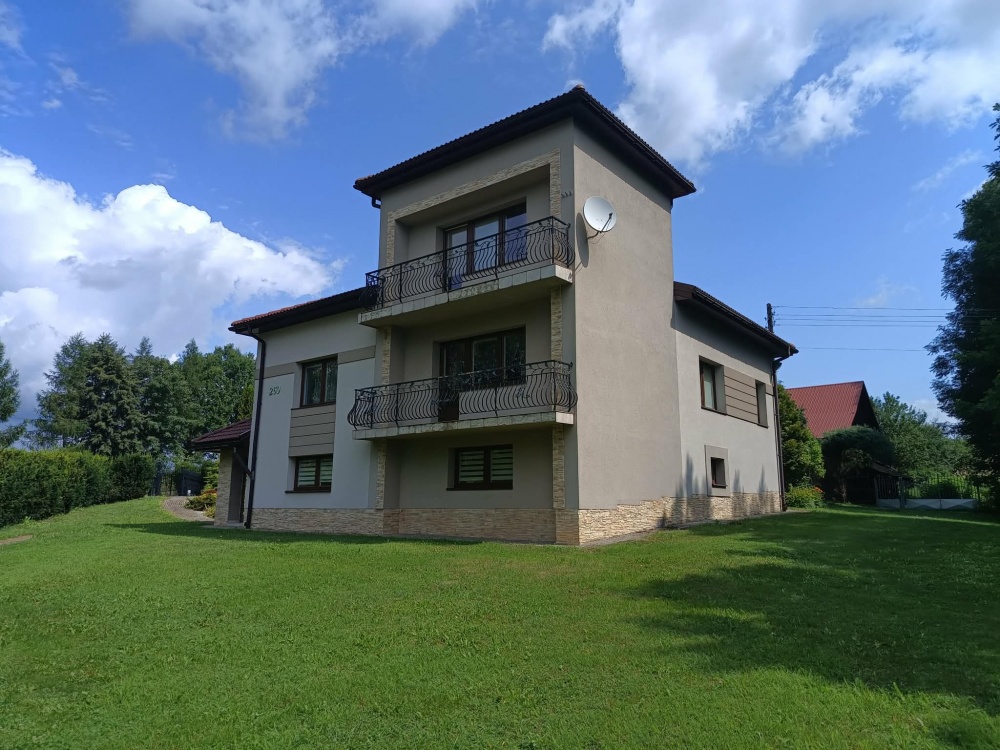  Wyjątkowa posiadłość w malowniczej okolicy Beskidu Niskiego - 1