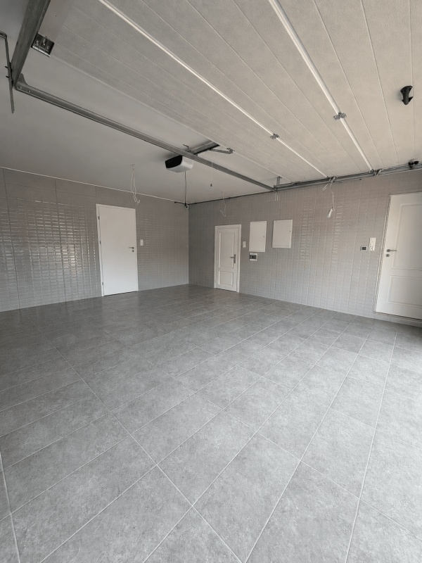 Nowo wykończony dom 200 m² w Rynie – działka 1000 m², garaż dwustanowiskowy, 500 metrów do plaży - 2