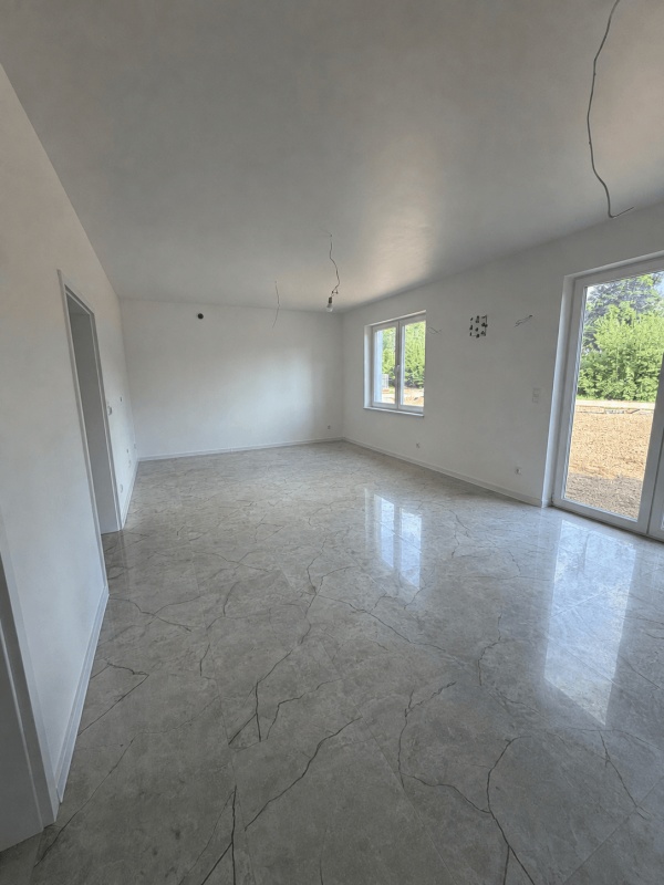 Nowo wykończony dom 200 m² w Rynie – działka 1000 m², garaż dwustanowiskowy, 500 metrów do plaży - 8