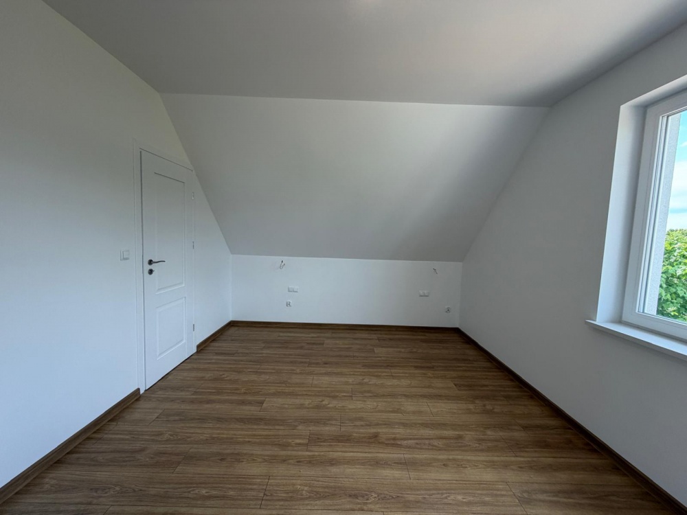Nowo wykończony dom 200 m² w Rynie – działka 1000 m², garaż dwustanowiskowy, 500 metrów do plaży - 15