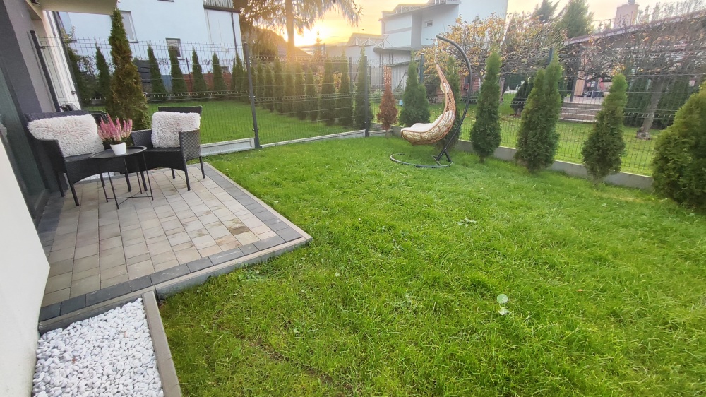 KOMFORT DOMU W MIESZKANIU – okazja, OGRÓDEK 40m, pod górami, 2 m. parkingowe - 1