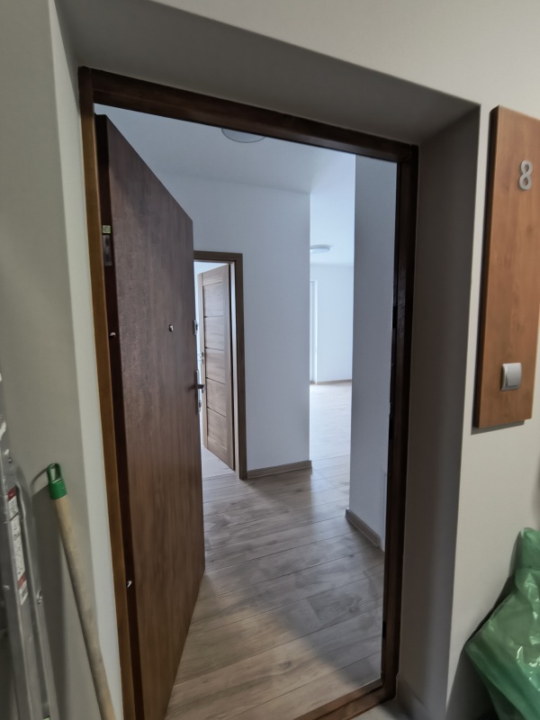 2-pokojowe mieszkanie z balkonem, miejscem w garażu i dodatkowym pomieszczeniem na korytarzu – Pułtusk, Apartamenty Mickiewicza - 3