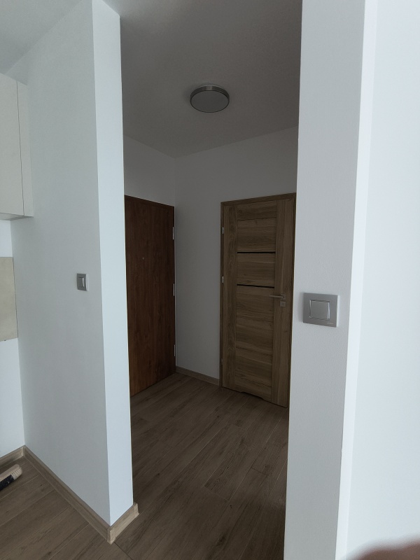2-pokojowe mieszkanie z balkonem, miejscem w garażu i dodatkowym pomieszczeniem na korytarzu – Pułtusk, Apartamenty Mickiewicza - 14