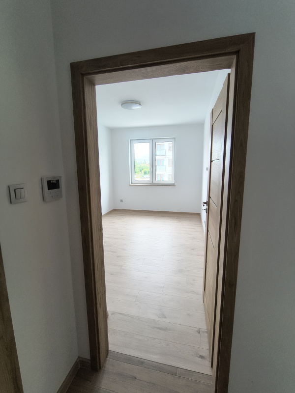 2-pokojowe mieszkanie z balkonem, miejscem w garażu i dodatkowym pomieszczeniem na korytarzu – Pułtusk, Apartamenty Mickiewicza - 16