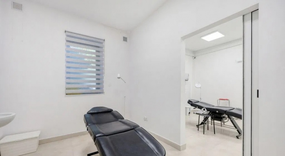 Dom 270m2 i Obiekt Usługowo-Medyczny 450m2 ul. Wycieczkowa - 6