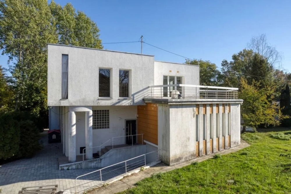 Dom 270m2 i Obiekt Usługowo-Medyczny 450m2 ul. Wycieczkowa - 1