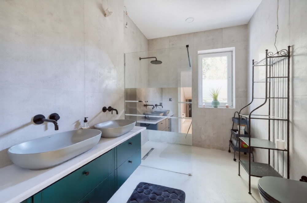 Dom 270m2 i Obiekt Usługowo-Medyczny 450m2 ul. Wycieczkowa - 13
