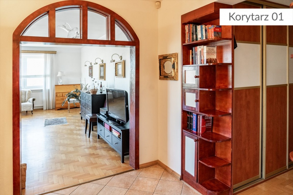 Do wynajęcia apartament 5 pokoi, 132m2, przy metrze Ursynów, z garażem - 0