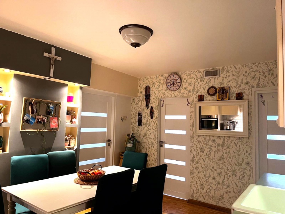 4 pokoje 71 m², 2 balkony, garaż niższa cena miejsce postojowe Karolew - 2