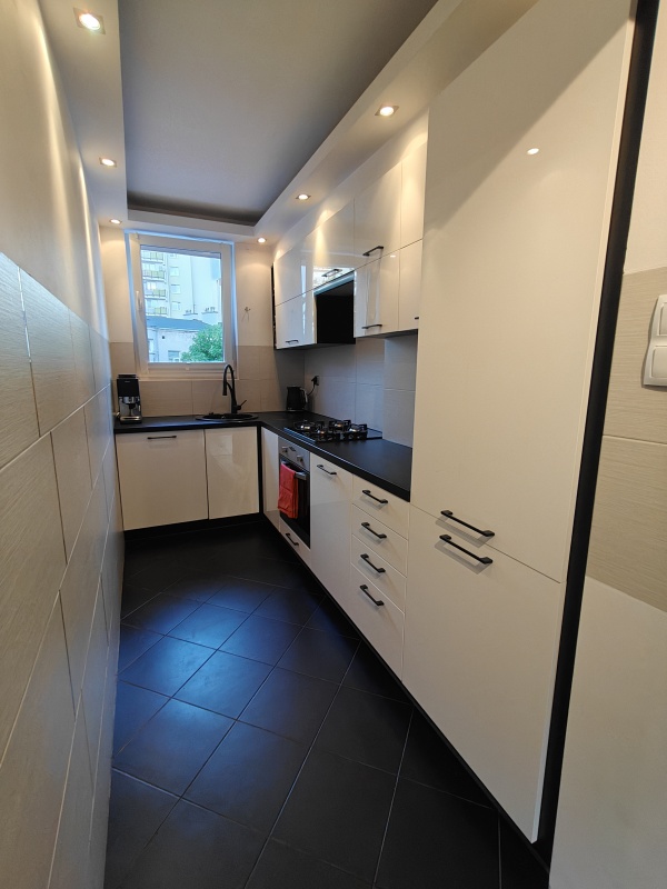 3 pokoje z możliwością 4 | 59 m² |Ul. Międzyborska 47A |  Rama H | 10 min do Metra - 8