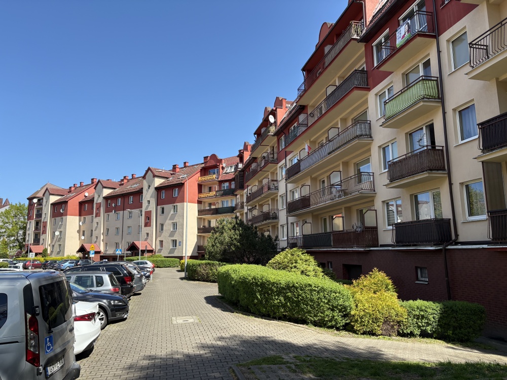 Mieszkanie dwupoziomowe 93,7 m² + poddasze użytkowe 20 m², z dwoma balkonami, położone w Słupsku przy ul. Juliusza Słowackiego. - 13
