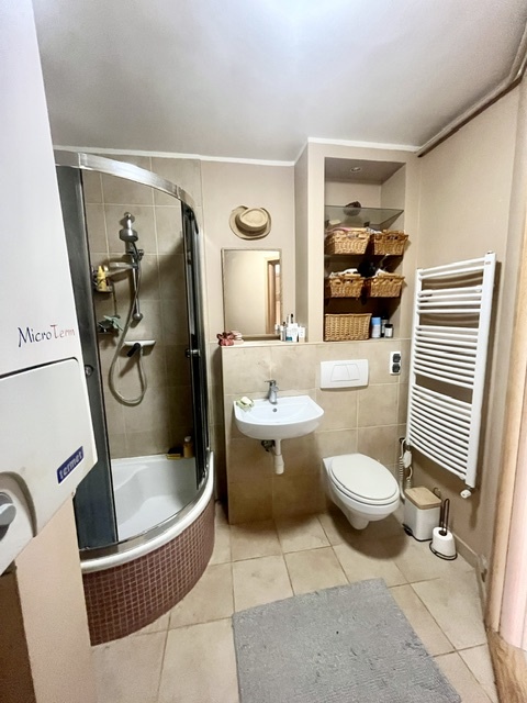 Bezpośrednio Wwa Wesoła 2 pok 40m2 + antresola 9m2, miejsce postojowe, piwnica - 5