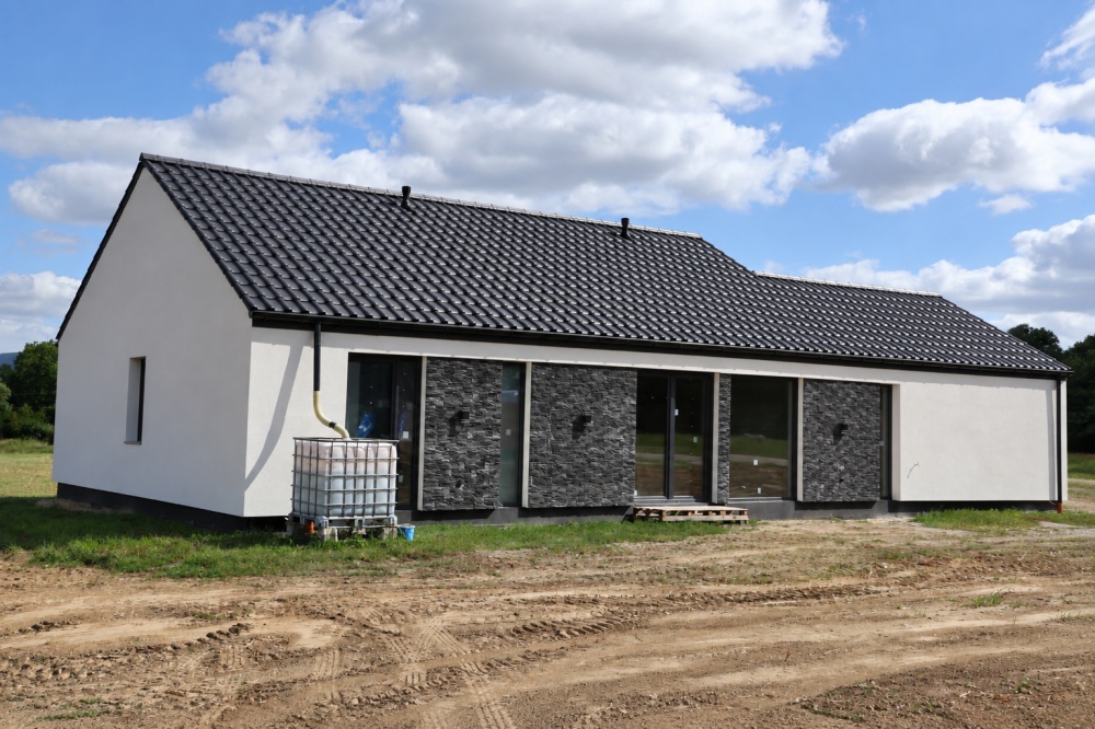 Sprzedam dom parterowy w Stefanowicach - 1
