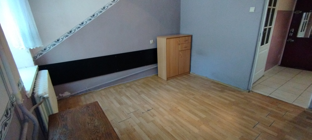 BEZPOŚREDNIO M2(19,5 m) ul. Młynarska, Jest KW. C.O. miejskie. Parter - 3