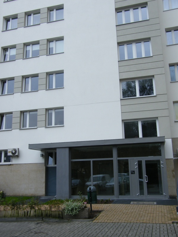 DUŻA KAWALERKA W DOBREJ LOKALIZACJI - 8