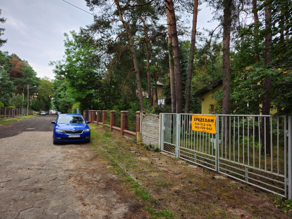 Działka budowlana w centrum miasta Żarki-Letnisko - 0