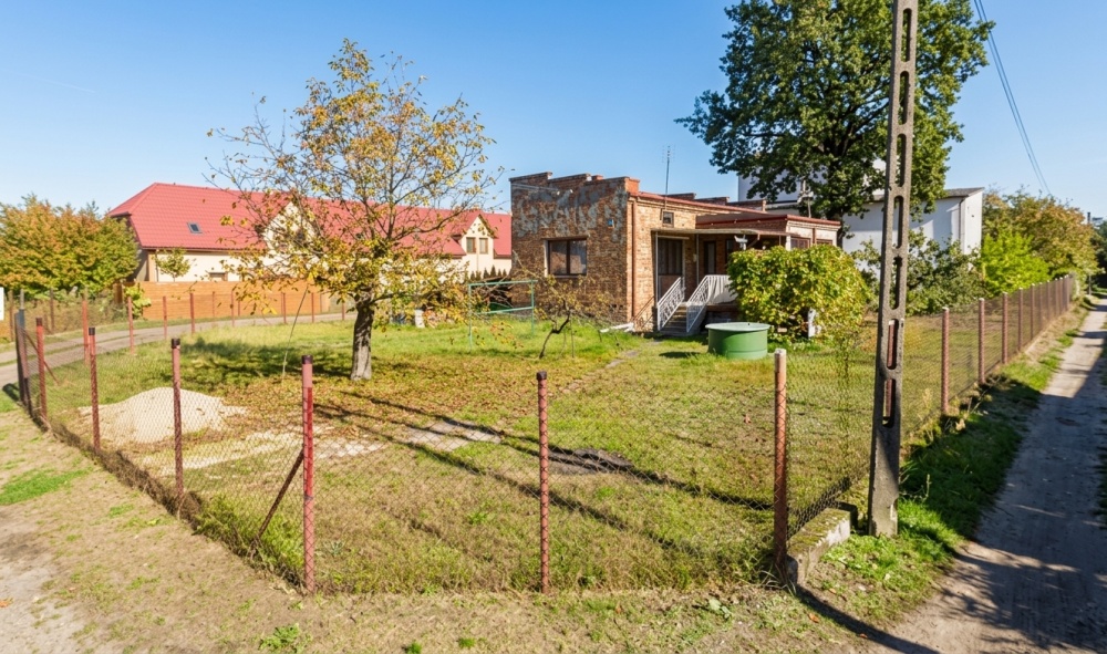 Działka 936 m² Marki + mały dom, media , MPZP, czysta KW - 0