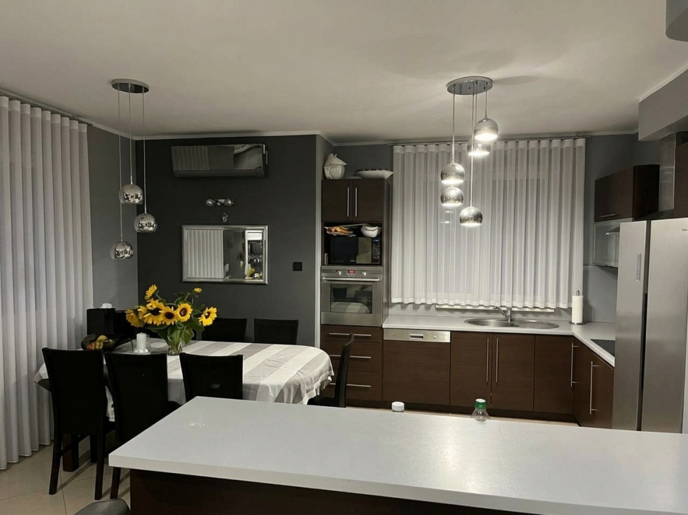 Na sprzedaż- dom 145 m² działka 895 m²-BEZ POŚREDNIKÓW! - 2