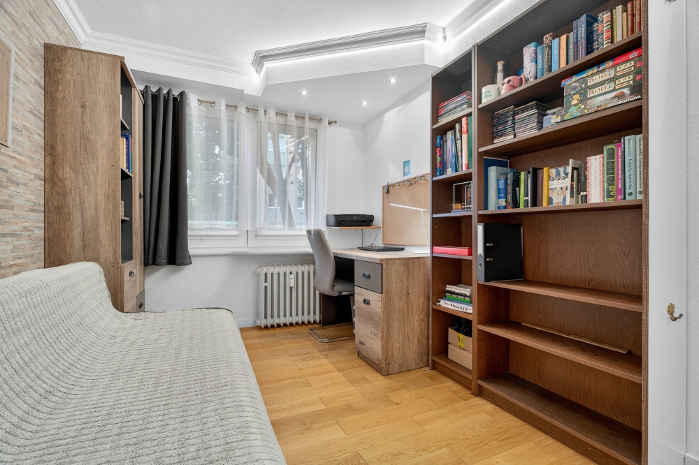 2 pokoje z dodatkową sypialnią w centrum Dąbia - 2